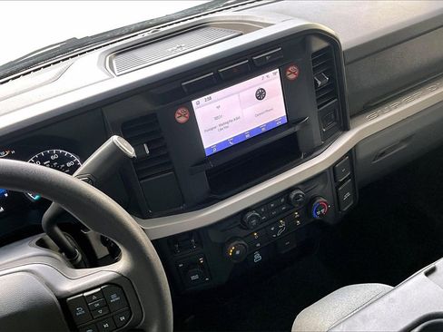 Used 2024 Ford F250 XLT image 10