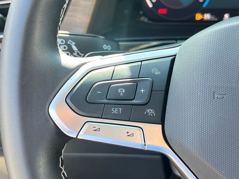 Certified 2025 Volkswagen Atlas SE w/ Panoramic Sunroof Package image 23