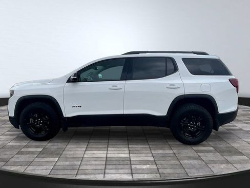 Used 2023 GMC Acadia AT4 w/ Technology Package AWD/4WD image 4