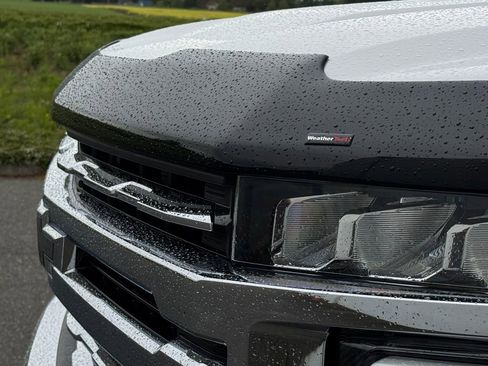 Used 2020 Chevrolet Silverado 1500 LTZ w/ Z71 Off-Road Package AWD/4WD image 32
