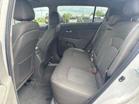 Used 2016 Kia Sportage LX AWD/4WD image 11