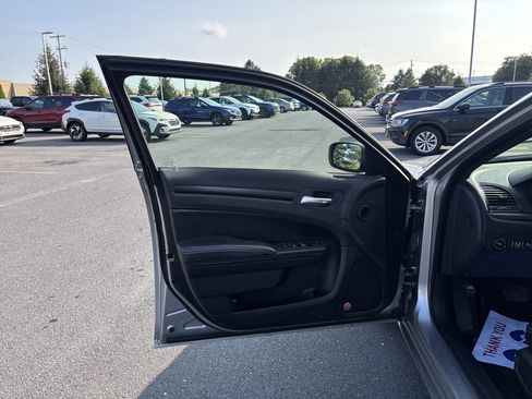 Used 2016 Chrysler 300 S AWD/4WD image 30