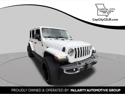 Used 2018 Jeep Wrangler Unlimited Sahara w/ Dual Top Group AWD/4WD image 1