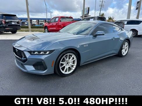 Used 2024 Ford Mustang GT Premium image 3