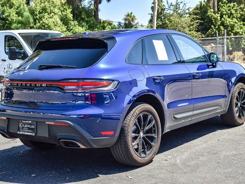 Used 2023 Porsche Macan image 6