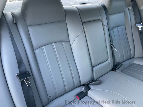 Used 2006 Chrysler 300 C w/ Navigation & Sound Group II RWD image 14
