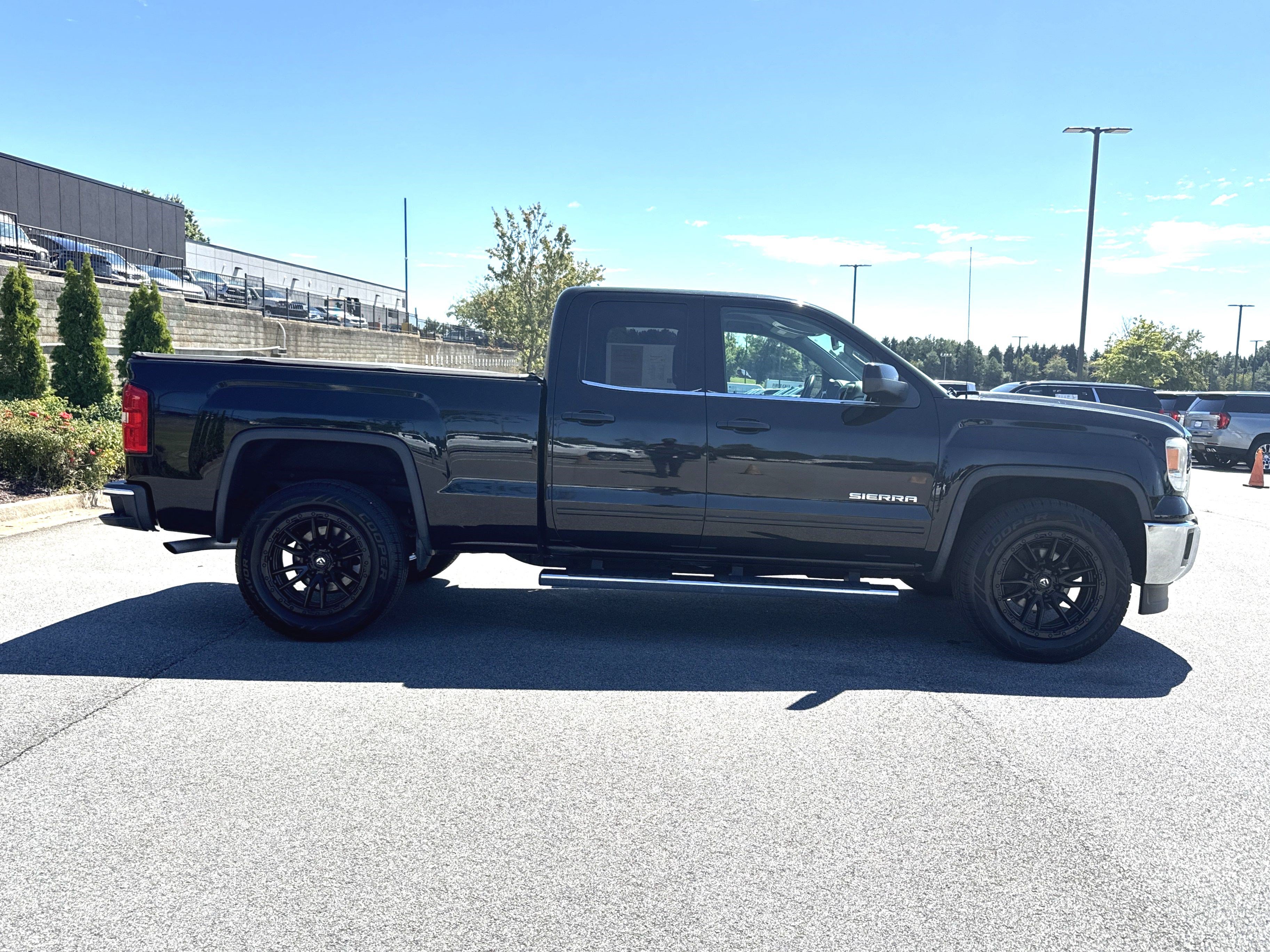 Used 2014 GMC Sierra 1500 SLE w/ SLE Value Package RWD image 11