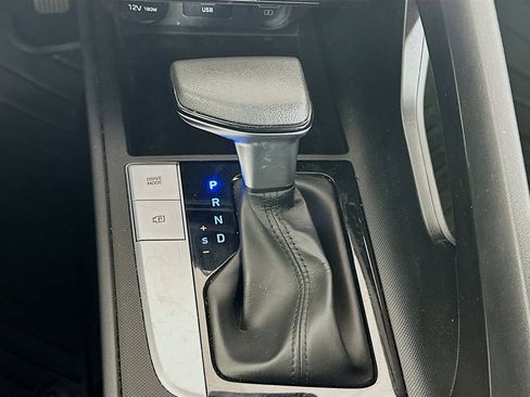 Used 2021 Hyundai Elantra SEL image 23