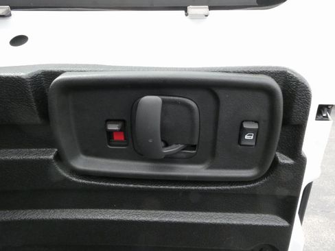 Used 2024 Chevrolet Express 2500 w/ Driver Convenience Package image 28