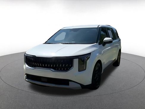 Used 2026 Kia Carnival FWD image 6