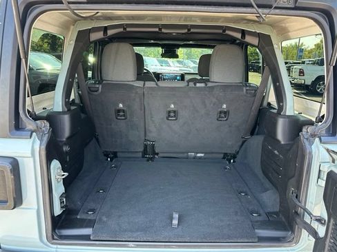 Used 2024 Jeep Wrangler Unlimited Sport AWD/4WD image 12