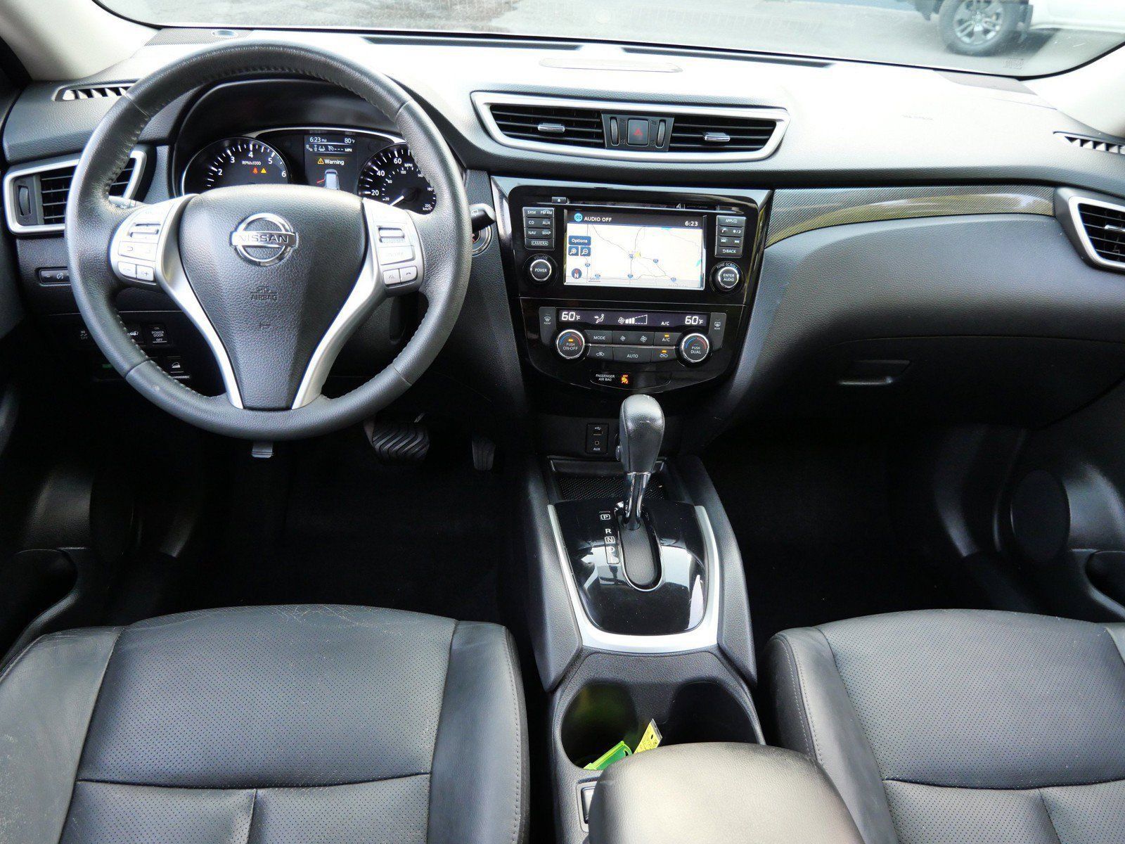 Used 2015 Nissan Rogue SL w/ SL Premium Package AWD/4WD image 13