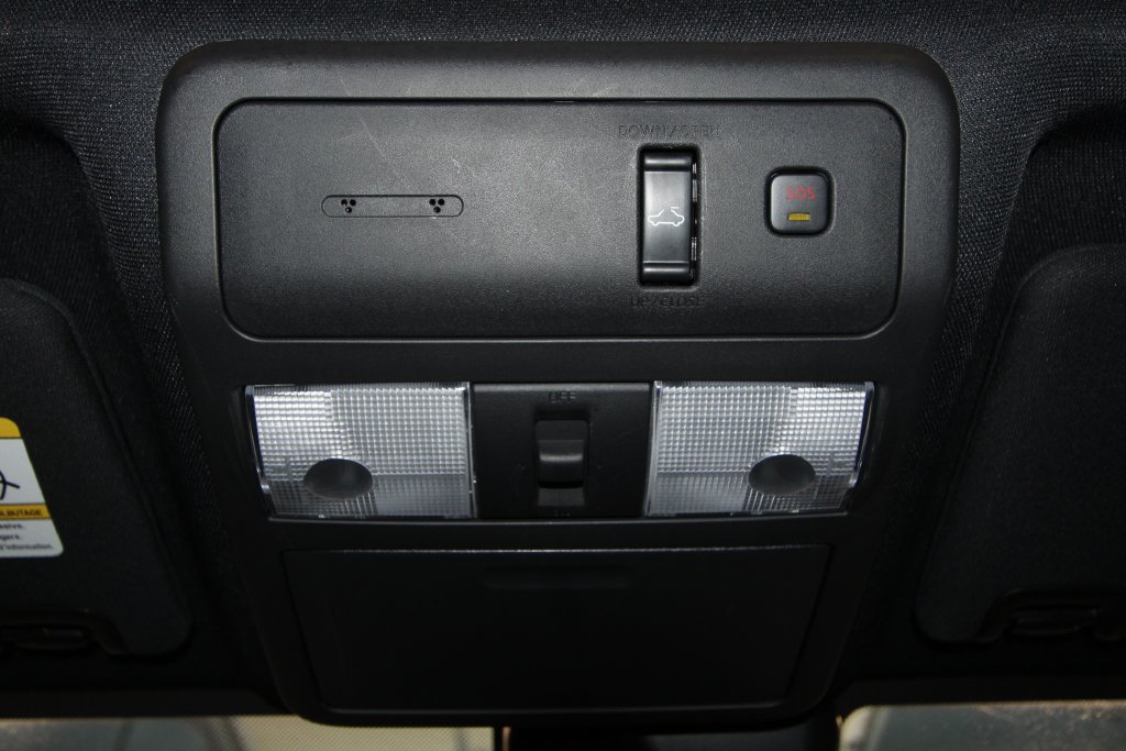 Used 2025 Nissan Frontier PRO-4X w/ Pro Premium Package AWD/4WD image 19