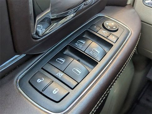 Used 2017 RAM 2500 Longhorn image 21