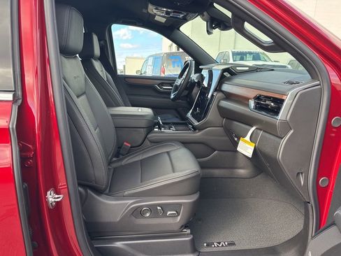 New 2026 GMC Yukon XL Denali image 23