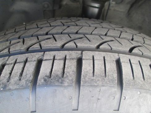 Used 2023 Subaru Outback Premium image 9