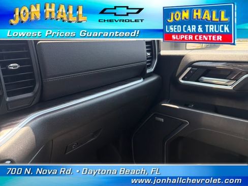 Used 2025 Chevrolet Silverado 3500 LTZ w/ LTZ Convenience Package AWD/4WD image 29