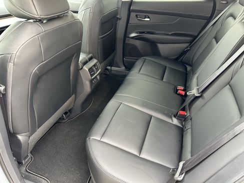 Used 2025 Nissan Murano SL AWD/4WD image 19