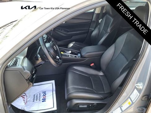 Used 2024 Honda Accord EX-L image 11
