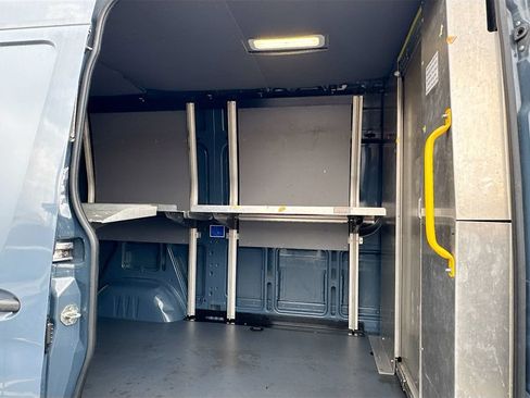 Used 2019 Mercedes-Benz Sprinter 144 image 9