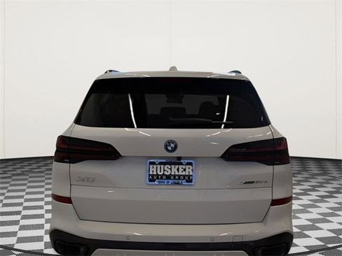 New 2026 BMW X5 xDrive50e image 7