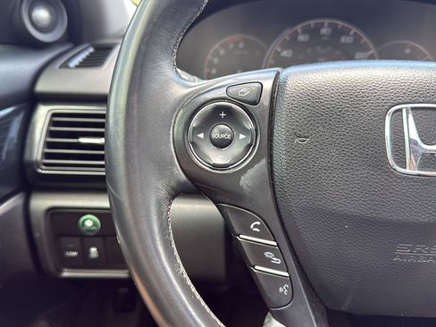 Used 2014 Honda Accord EX-L image 17