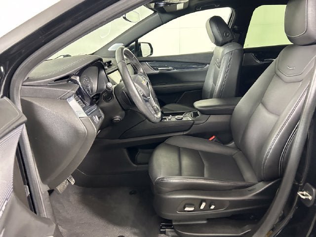 Certified 2023 Cadillac XT5 Premium Luxury FWD image 12