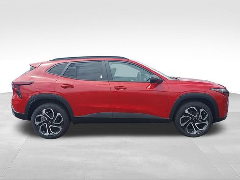 New 2026 Chevrolet Trax RS w/ Driver Confidence Package FWD image 6