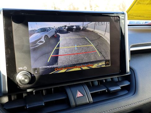 Used 2024 Toyota RAV4 XLE image 12