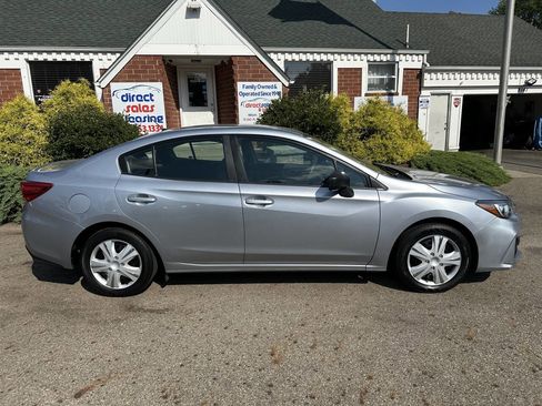Used 2019 Subaru Impreza 2.0i image 9