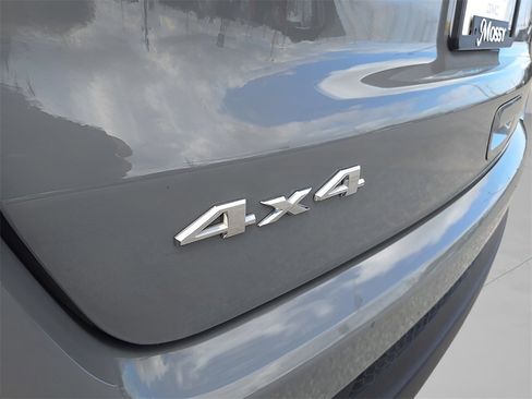 Used 2023 Jeep Compass Sport image 30