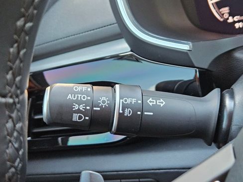 Used 2025 Acura MDX w/ Technology Package FWD image 21