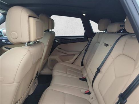 Used 2020 Porsche Macan S AWD/4WD image 18