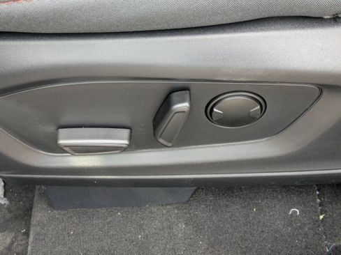 New 2026 Ford Explorer Active RWD image 19