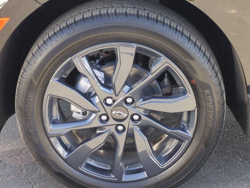 Used 2024 Chevrolet Equinox RS FWD image 32
