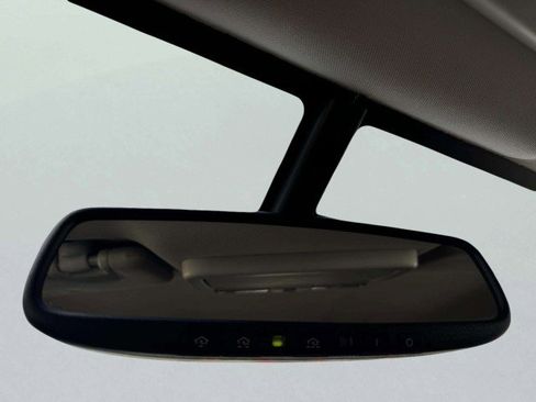 Used 2017 Nissan Titan SL image 35