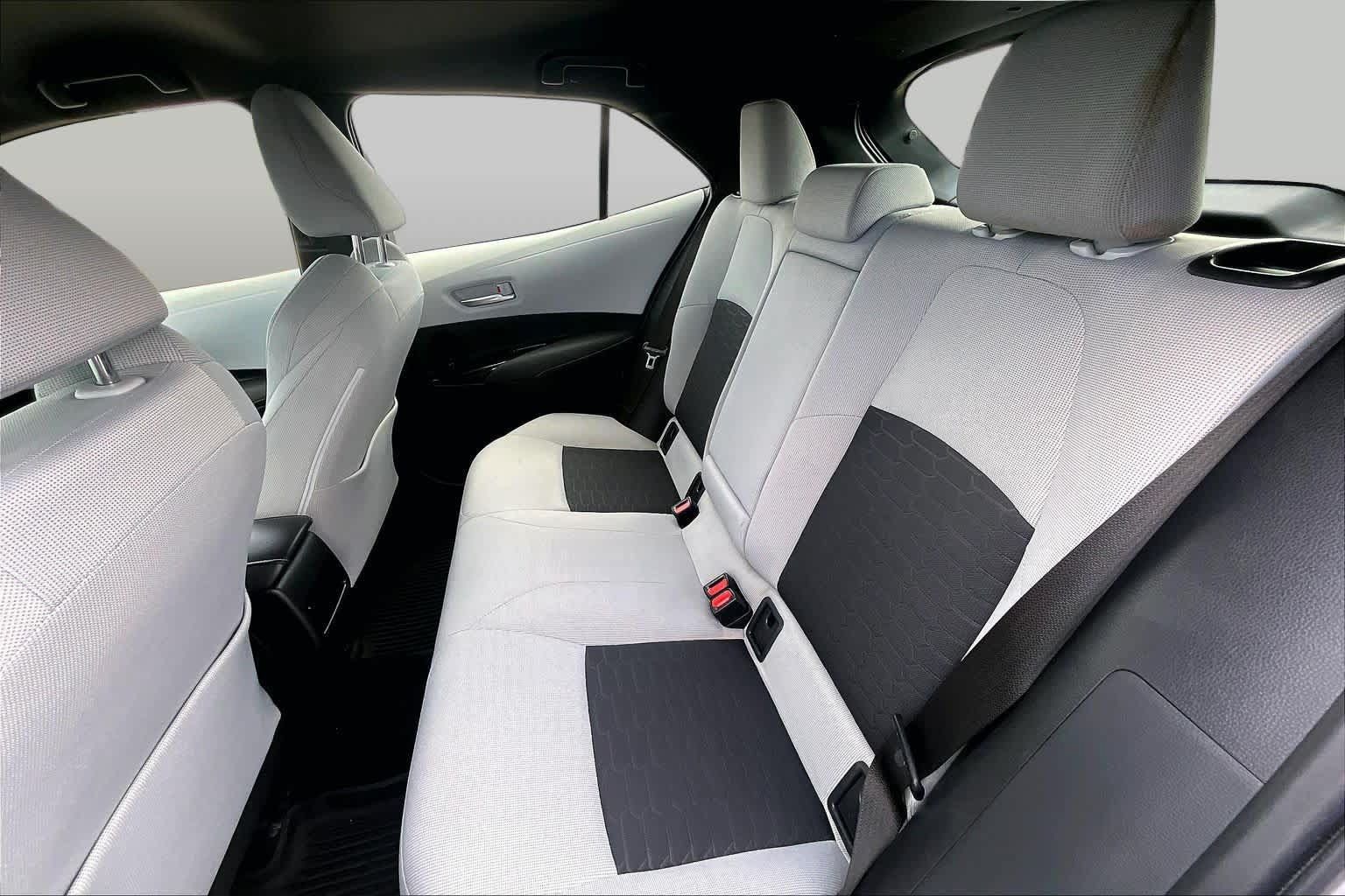 Used 2022 Toyota Corolla SE FWD image 21