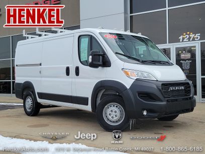 Used 2025 RAM ProMaster 2500 w/ Premium Convenience Group