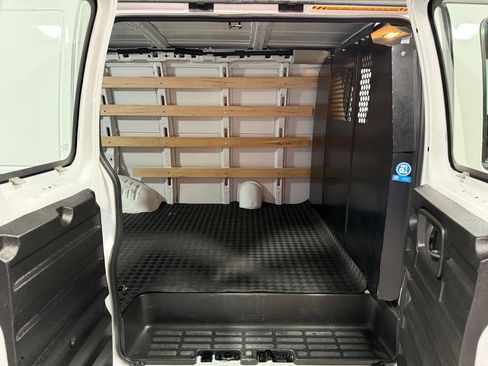 Used 2024 Chevrolet Express 2500 w/ Driver Convenience Package image 20