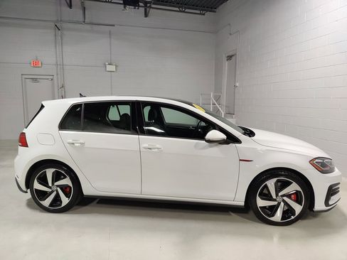 Used 2019 Volkswagen GTI SE w/ SE Experience Package image 5