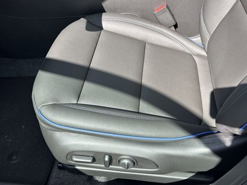 New 2026 Buick Envista Sport Touring w/ Convenience I Package image 21