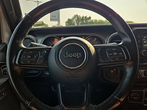 Used 2019 Jeep Wrangler Unlimited Sport S AWD/4WD image 43