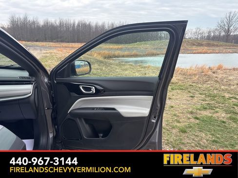 Used 2024 Jeep Compass Limited image 26