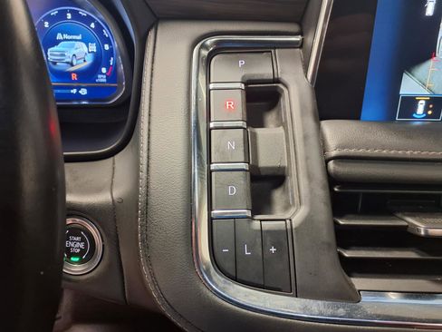 Used 2022 Chevrolet Tahoe LT w/ LT Signature Package AWD/4WD image 18