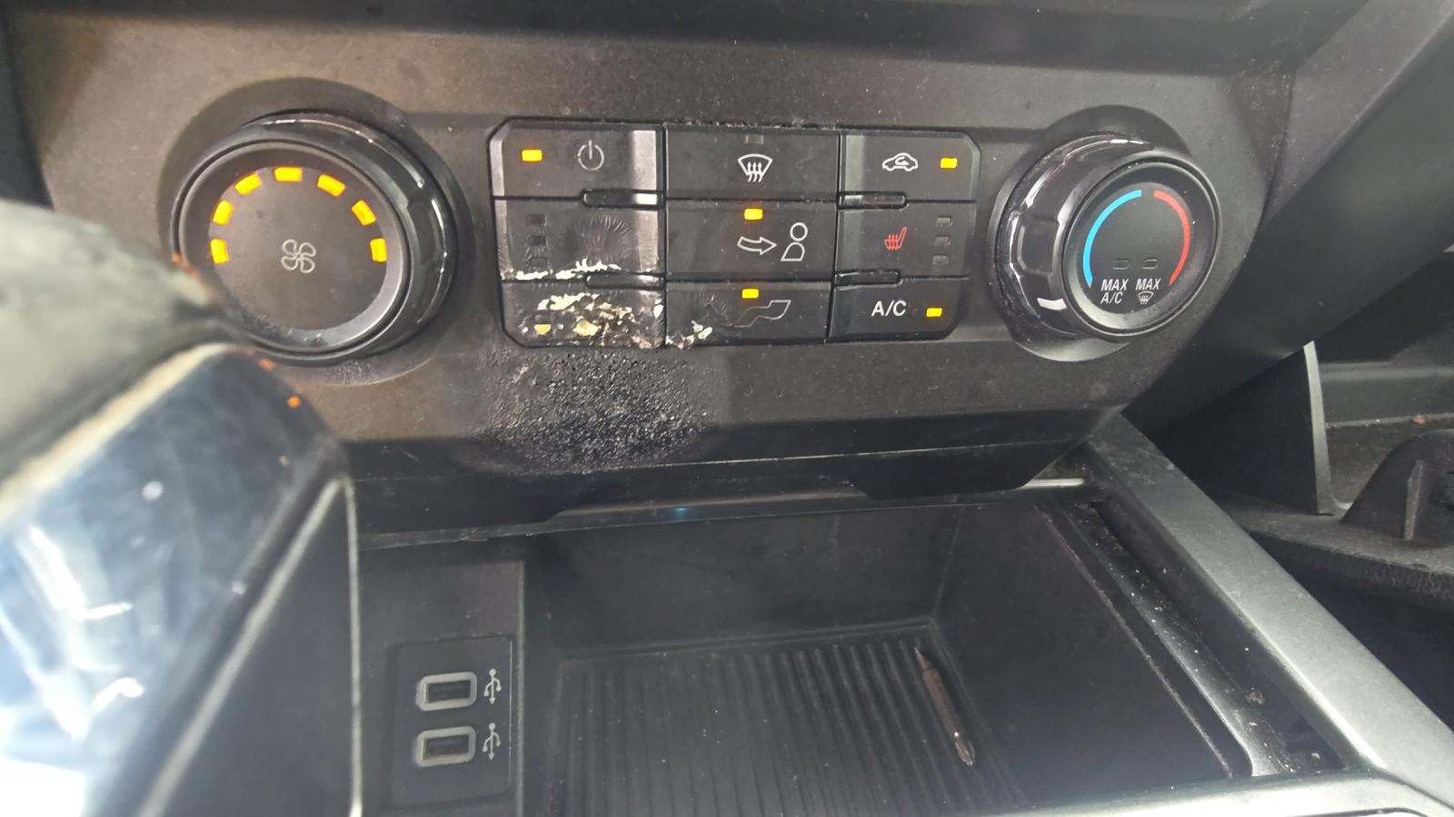 Used 2018 Ford F150 XLT w/ Equipment Group 302A Luxury AWD/4WD image 9