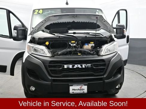 Used 2024 RAM ProMaster 2500 w/ Convenience Group image 39