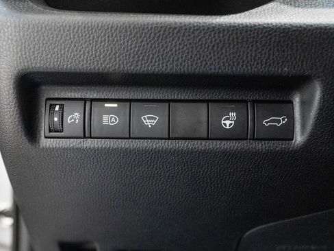 Used 2021 Toyota RAV4 XLE Premium AWD/4WD image 24