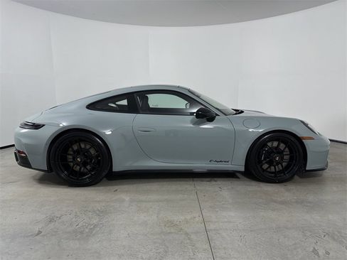 New 2026 Porsche 911 Carrera 4 GTS image 8