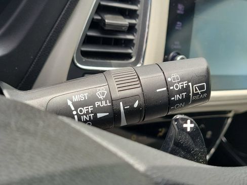 Used 2019 Honda HR-V EX image 12