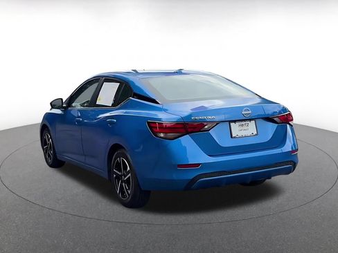 Used 2025 Nissan Sentra SV FWD image 11